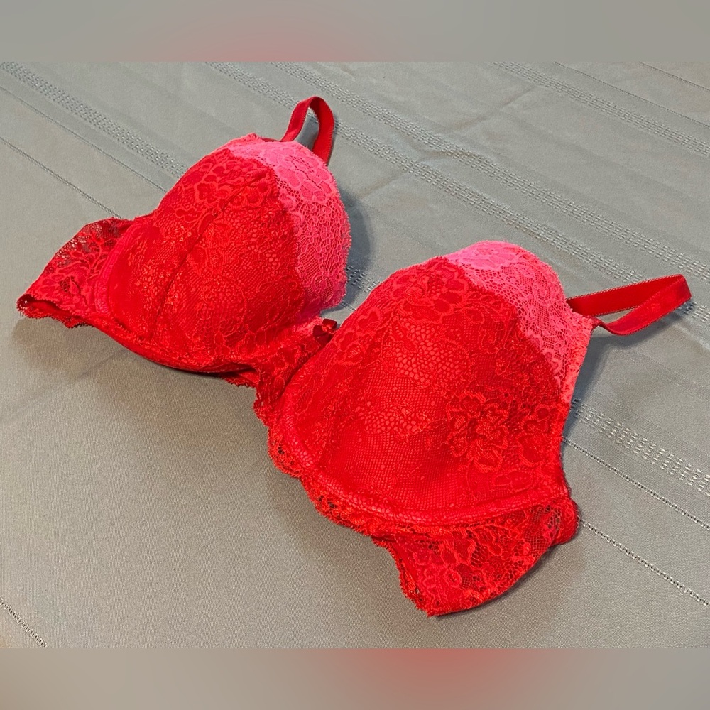 Victoria’s Secret Dream Angels Lined Demi Bra - Picture 3 of 11